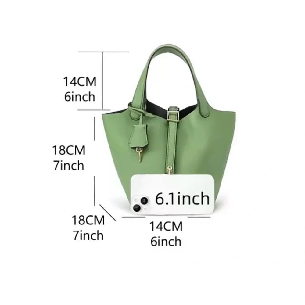 Elegant Tan Leather Tote Bag - Picture 3 of 3